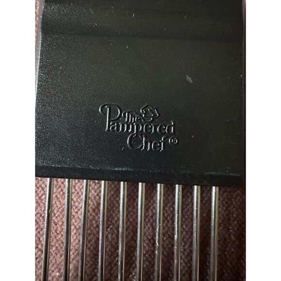 Pampered Chef Hold N Slice #1101 Retired Pampered Chef Gadget Slicer Holder - Picture 2 of 7